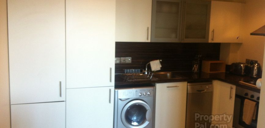 Apt 137 Victoria Place, 20 Wellwood Street